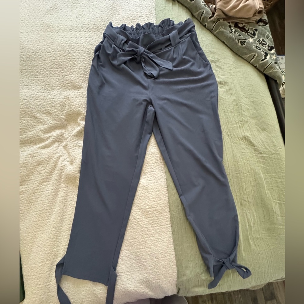 Brand new never worn Grace Karin dress pants